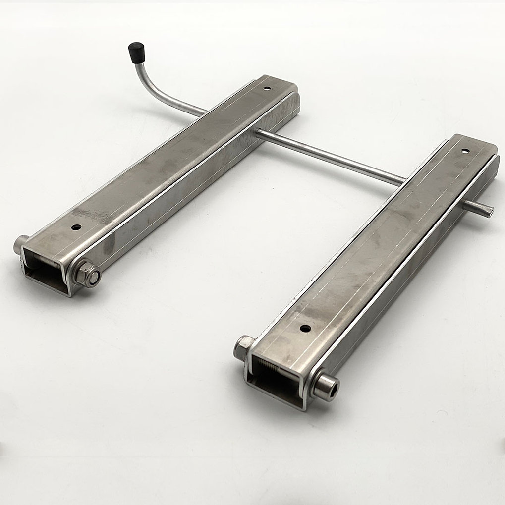 Tilting Seat Runners